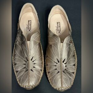 Pikolinos Metallic Slip-On Shoes size 10.5 - 41 Europa  brand new with out box